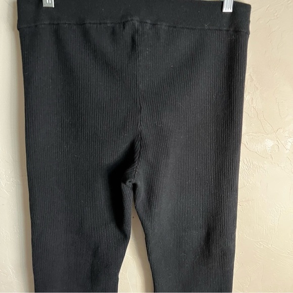 Good American Black Ribbed Slim Flare Pull On Pants - Picture 7 of 7